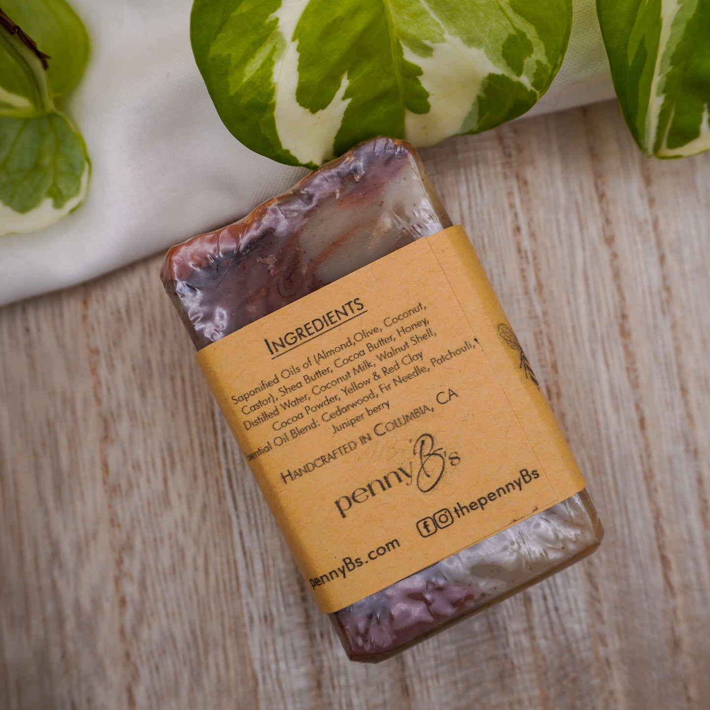 Mountain Hive – Honey Soap with Cedarwood & Walnut Shells