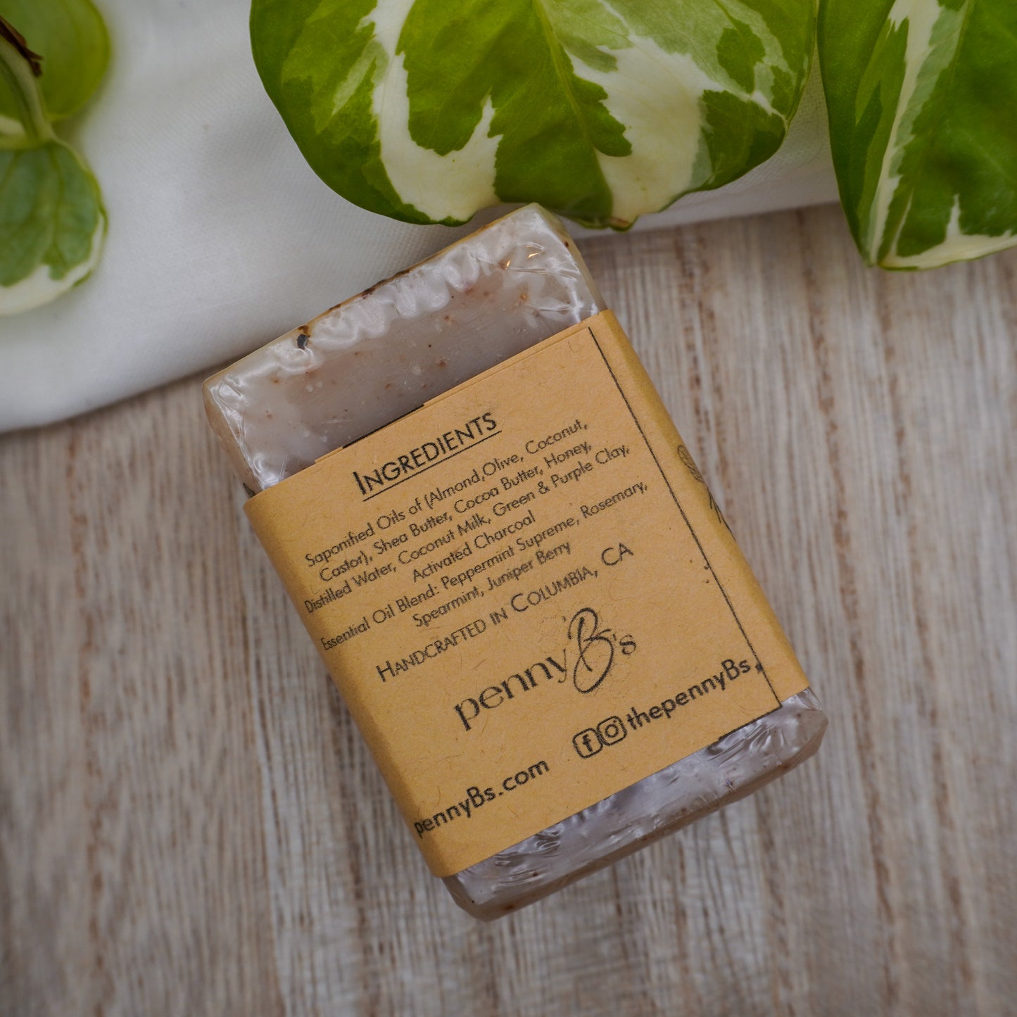 The Juni – Honey Soap with Mint & Juniper